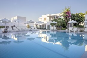 Maritimo Beach Hotel