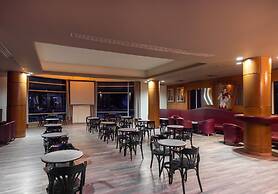 Serenity Alpha Beach