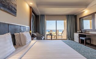 Serenity Alpha Beach