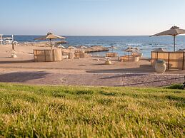 Serenity Alpha Beach