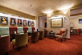 Schlosshotel Weyberhöfe