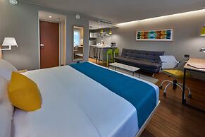 City Express Suites by Marriott Toluca