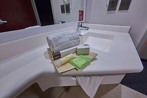 City Express Suites by Marriott Toluca