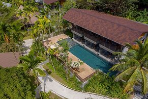 Khaolak Wanaburee Resort