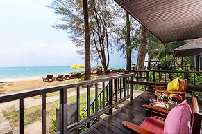 Khaolak Wanaburee Resort