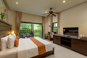 Khaolak Wanaburee Resort