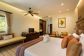 Khaolak Wanaburee Resort