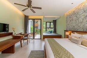 Khaolak Wanaburee Resort