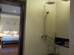 Khaolak Wanaburee Resort