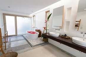 Metadee Concept Hotel