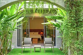 R Mar Resort and Spa