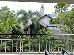 R Mar Resort and Spa