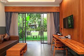 R Mar Resort and Spa