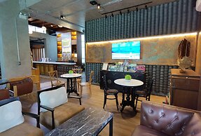 R Mar Resort and Spa