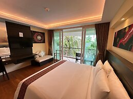 R Mar Resort and Spa