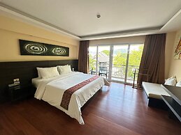 R Mar Resort and Spa