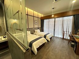 R Mar Resort and Spa