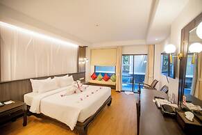Nipa Resort