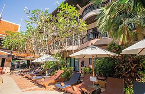 Nipa Resort