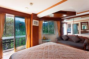 Orchid Hotel and Spa