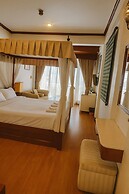 Orchid Hotel and Spa