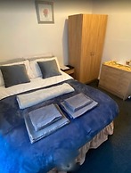 OYO Tudor Lodge - Redcar Beach