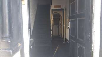 OYO Tudor Lodge - Redcar Beach