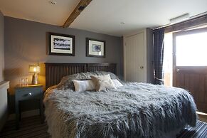 The Woolpack Country Inn