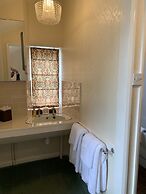 The Willowsmere - Adults Only