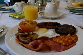 The Willowsmere - Adults Only