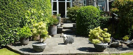 The Willowsmere - Adults Only