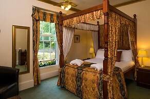 The Willowsmere - Adults Only