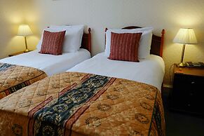 The Willowsmere - Adults Only