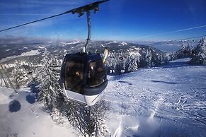 VVF Les Monts Jura, Lelex