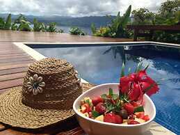 Naveria Heights Lodge