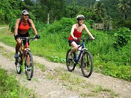 Naveria Heights Lodge