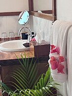 Naveria Heights Lodge