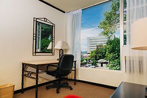 Plaza Hotel and Suites