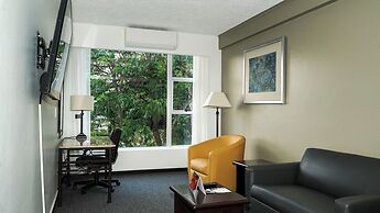 Plaza Hotel and Suites
