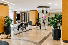 Plaza Hotel and Suites