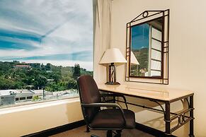 Plaza Hotel and Suites