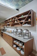 Ahuja Residency Parklane