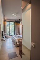 Ahuja Residency Parklane