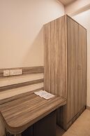 Ahuja Residency Parklane