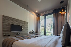 Ahuja Residency Parklane