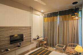 Ahuja Residency Parklane