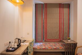 Ahuja Residency Parklane