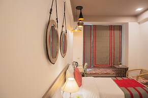 Ahuja Residency Parklane