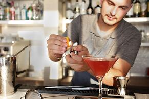 Anny Residences & Suites