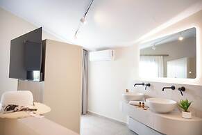 Anny Residences & Suites